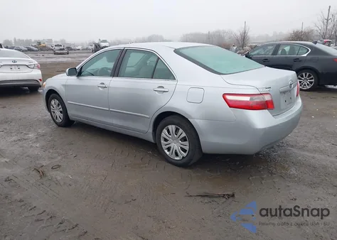 2007 Toyota Camry Ce z USA, uszkodzony, nr VIN 4T1BE46K47U079830